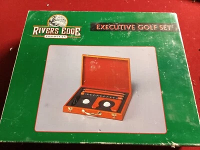 Rivers Edge Executive Golf Set - Image 1 of 4