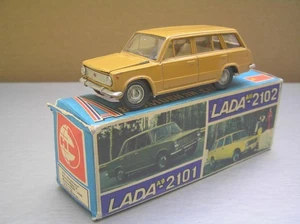 Novoexport A11 VAZ 2102 Lada Station Wagon 1/43 scale USSR VG-EX Condition - Picture 1 of 12