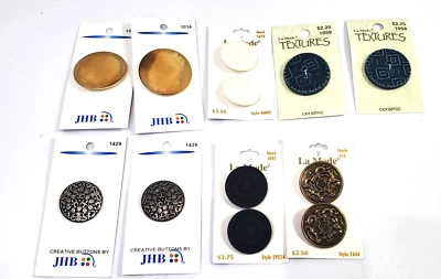 JHB and La Mode Buttons Lot 9 Cards - Image 1 of 4