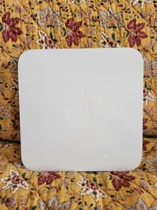 Apple Wireless A1143 AirPort Express Wi-Fi Router. Tested/Works - Picture 1 of 4