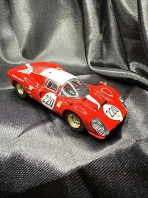 Bang 1/43 Ferrari 330 P4 Prototype 1967 24 Hours Of Daytona Team Filipinetti - Image 1 of 4