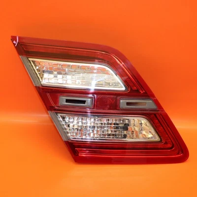 Lanterna traseira Ford Taurus esquerda driver 2013-2017 2018 2019 DG13-15B503-B FABRICANTE DE EQUIPAMENTO ORIGINAL - Imagem 1 de 4