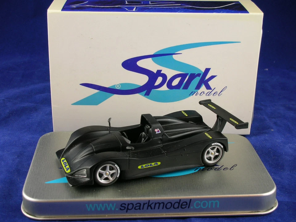 Spark Lola T98/10 Works Car in Matt Black SCLA01 - Image 1 of 1