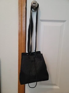 NEW! Tommy Hilfiger Black Crossbody Satchel Bucket Handbag 3D Embossed $108 - Picture 1 of 6