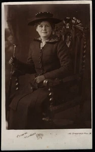 Crown Studios Stamford Hill Woman Sat In Chair Holding Umbrella History Postcard - Picture 1 of 2