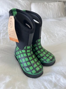 Bogs 4-H | Youth SZ 13 | Outdoor Boots Rain Waterproof Flexible Black Green NWT - Picture 1 of 9