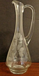 Vintage Large Glass Etched Floral Wine/Water Carafe Pitcher Hand Blown 12 3/4 in - Bild 1 von 10