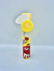 M&M 2018 Yellow Plastic Battery Powered Handheld Fan - Picture 1 of 2