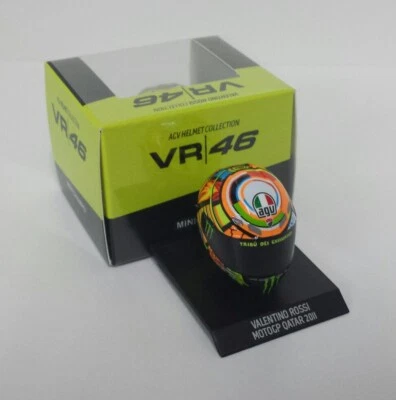 Minichamps Valentino Rossi Helmet Model 1/10 Moto GP Qatar 2011 Modeling - Image 1 of 3