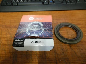 Sello de rueda National 710203 - Imagen 1 de 1