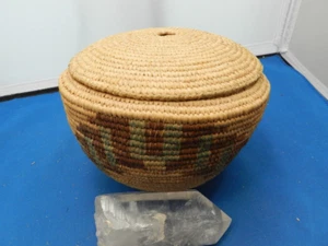 Antique Native American,posssibly, Yupik Eskimo Coiled Basket Alaska with Lid - Picture 1 of 17