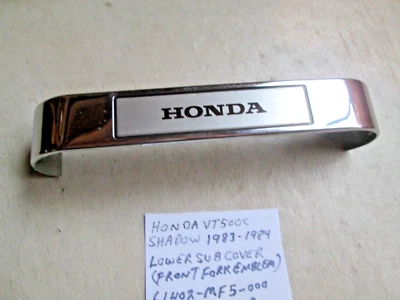 Honda VT500C 1983-1984 SOMBRA CUBIERTA INFERIOR EMBLEMA 61402-MF5-000 Foto 1 de 4