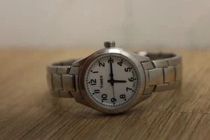 Womens Timex Tt2M447 Indiglo Stainless Steel Watch White Dial New Batt 6.25" - Picture 1 of 6