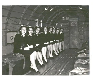 Women NAVY RESERVES Aboard Transport VINTAGE WWII 1944 Press Photo - Picture 1 of 2