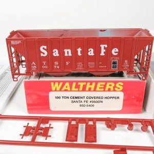 Walthers HO Santa Fe ATSF #350074 100 Ton Cement Covered Hopper Kit 932-5406 (D) - Picture 1 of 4