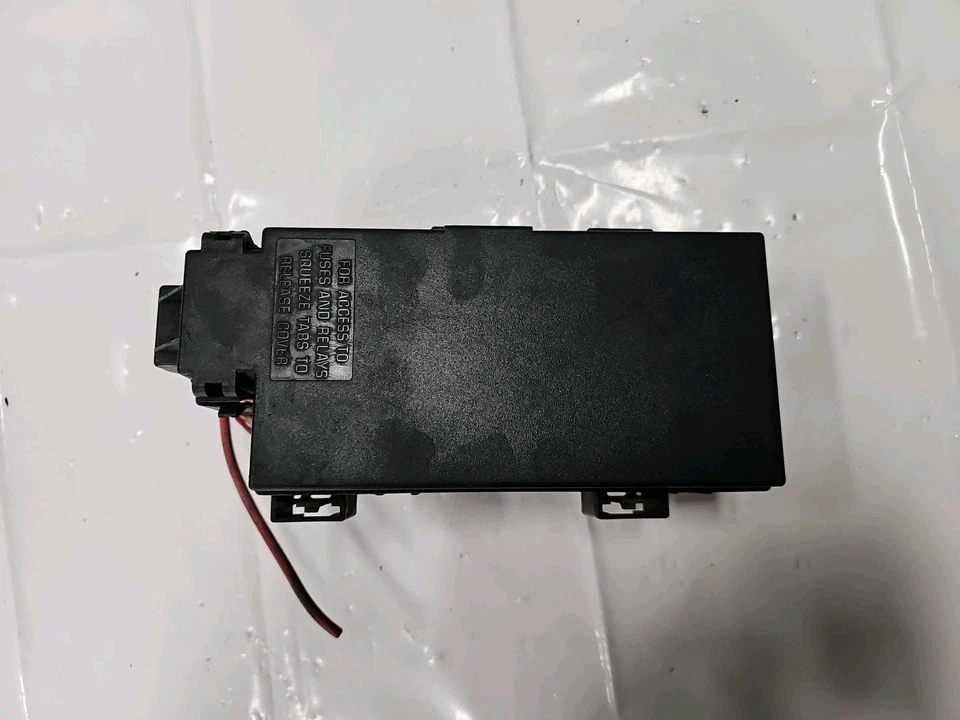 Jeep Commander 2008 caja de fusibles conexión OEM 56048415AG Foto 1 de 4