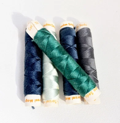 5 x VINTAGE SANSON BLUE GREEN GREY 100% SILK TORAL SEWING THREAD 10 metres each  - Image 1 of 4