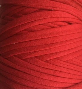 T Shirt Yarn In Red See Photos Crochet Macrame Any Amount By The metre From 10m - Picture 1 of 3