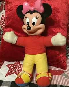 Mattel Disney Learn To Dress Teaching Minnie Mouse 14" Doll Plush/Plastic - Picture 1 of 3