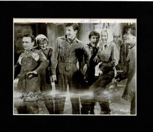 CARRY ON REGARDLESS PHOTO  SIGNED BY 8 SID JAMES,JOAN SIMS,KENNETH WILLIAMS +5 - Picture 1 of 11