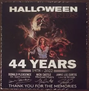 Small Refrigerator Magnet Halloween Michael Myers Horror - Picture 1 of 1