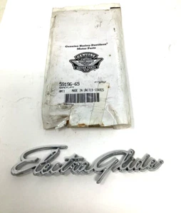 NOS OEM Harley Davidson Electra Glide 59196-65 Chrome Script Fender  Emblem - Foto 1 di 7
