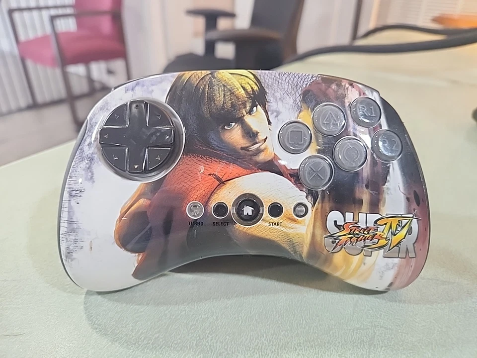Mad Catz Fight Pad Street Fighter IV Ken Capcom Xbox 360 PC Wireless Controller - Image 1 of 4