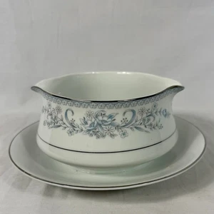 Mikasa Fine China Dresden Rose Gravy Boat L9009 Serving Dishes Floral - Picture 1 of 6