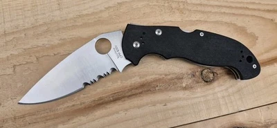 Vintage Spyderco Manix Original Rare Discontinued - Image 1 of 4