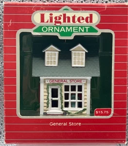 General Store 1986 Hallmark Holiday Magic Lighted Ornament QLX705-3 Vintage - Picture 1 of 6