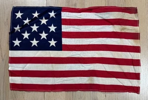 Vintage US 13 Sterne amerikanische Flagge Volkskunst zweihundertjährige Parade Banner Streifen - Bild 1 von 8