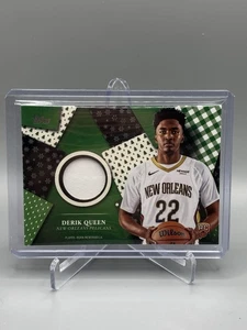 2025-26 Topps Holiday Holiday Relic Derik Queen SP RC #HR-10 Pelicans 1:54 - Imagen 1 de 2