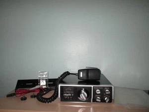 Hy-Gain V 674B AM/SSB 23 Channel CB Radio Transceiver Vintage made in Japan - Afbeelding 1 van 12