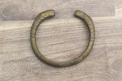 Pulsera brazalete vikingo vintage bronce latón dragón cabeza bestia mítica hombres mujeres Foto 1 de 4