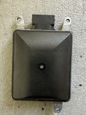 2012-18 奥迪 A5 S5 Q5 后方右盲点雷达传感器 原始设备制造商 8T0 907 568B #3771 — 第 1/3 张图片