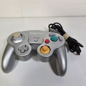 Nintendo GameCube Controller argento platino ufficiale OEM DOL-003 - Foto 1 di 4