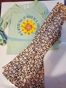 Ruffle Girl Sunflower Top Leopard Ruffle Flare Leggings Size 5  - Picture 1 of 5