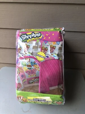 Shopkins Twin/Full Reversible Comforter Brand New Sku WQ11 - Image 1 of 4