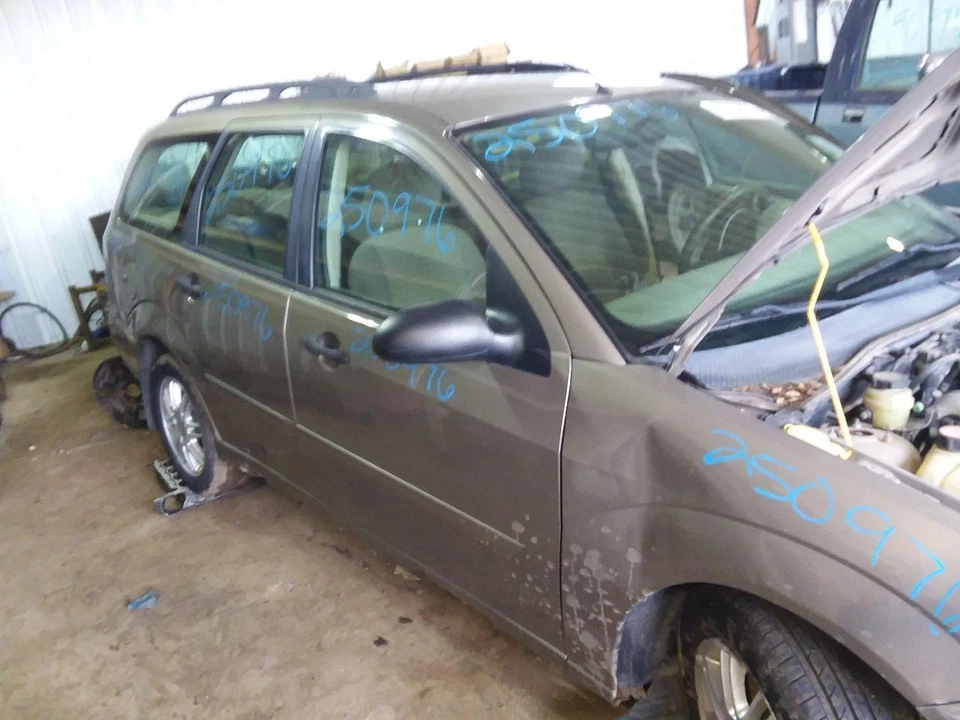 Velocímetro cluster MPH ID 4S4T-10849-BC Thru Bj compatível com 05 FOCUS 2100332 - Imagem 1 de 4