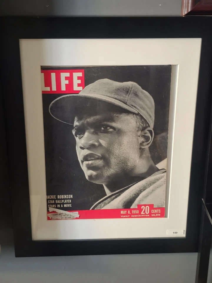 Revista Life 8 de mayo de 1950 Jackie Robinson, Brooklyn Dodgers con mate y marco Foto 1 de 1