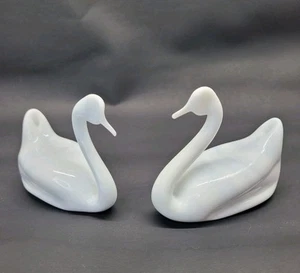 Vintage White Porcelain Swan Figurine Pair Blue Swirl Rare Mid Century Decor - Picture 1 of 13