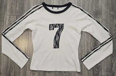 Women's Lace Number Long Sleeve T Shirt White Black Size Medium Unbranded No Tag - Image 1 of 4