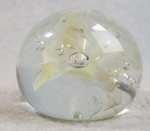 "Pisapapeles blanco transparente remolino de vidrio artístico firmado por Anton Intaglio soplado a mano 3""" - Imagen 1 de 8