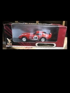 1965 Shelby Cobra Daytona Red 1:18 92408 - Picture 1 of 4