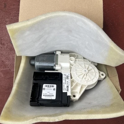 Audi A3 8P Front Drivers Door Electric Window Motor New Genuine 8P0959801M - Image 1 of 2