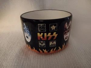 Kiss-Kiss Ceramic Oversize Mug*NO BOX-SEE DESCRIPTION* - Picture 1 of 7