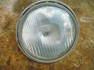 1981 Honda GL500 GL1100 Wing Interstate OEM Headlight + Mount 33100-463-771 - Image 1 of 4