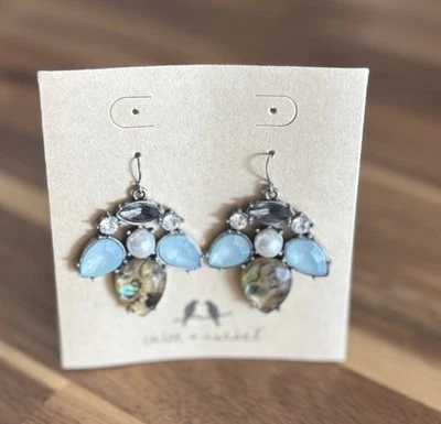 Pendientes colgantes Chloe e Isabel Beau Monde Foto 1 de 4