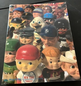 Mastro Auctions Catalog - Sports Memorabilia April 14-15 2005 - CLEAN - Picture 1 of 3