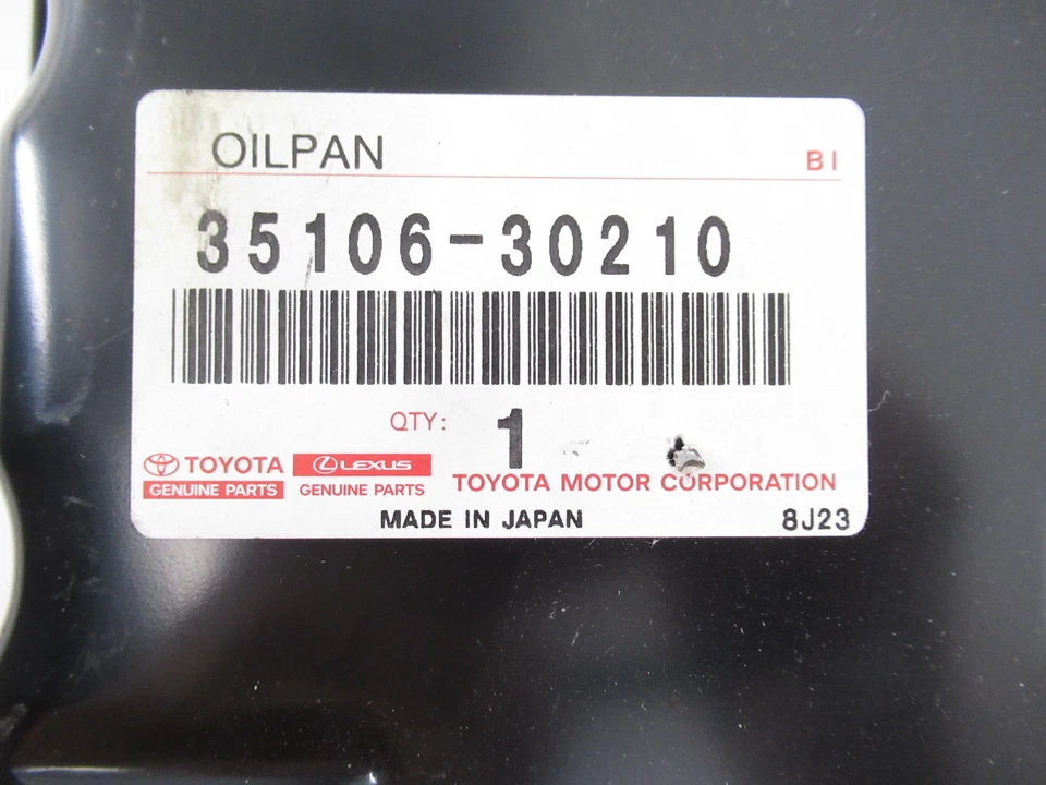 Genuine OEM Lexus 35106-30210 Auto Transmission Oil Pan 01-05 IS300 98-05 GS300 - Image 1 of 4